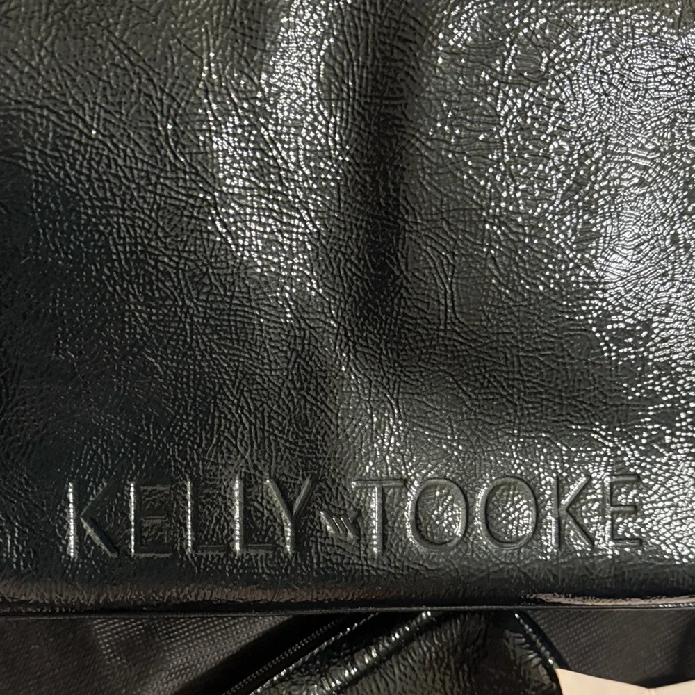 Kelly-Tooke Black Patent Leather Shoulder Bag - Picture 4 of 9